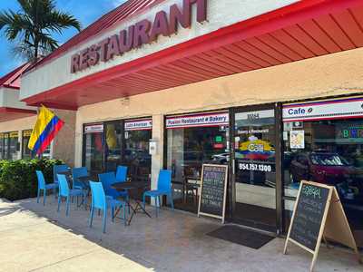 Tita's Bakery & Restaurant, Pompano Beach