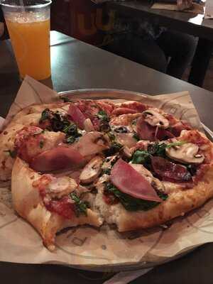 Pieology Pizzeria Spectrum, Irvine, Irvine