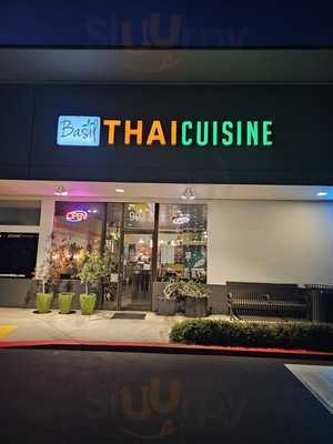 Basil Thai Cuisine, Huntington Beach