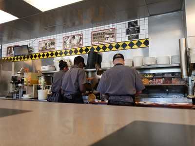 Waffle House, Tallahassee