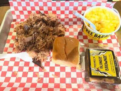 Dickey's Barbecue Pit, Wilmington