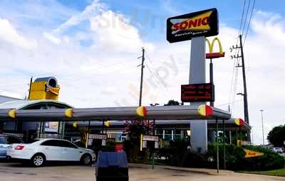 Sonic Drive-in