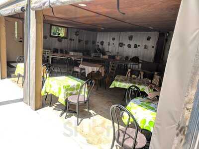 Home Ground Coffee Bar & Deli