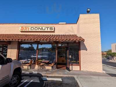 D K's Donuts, Costa Mesa