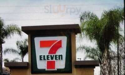 7-Eleven, Orange