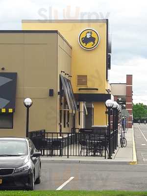 Buffalo Wild Wings, Riverhead