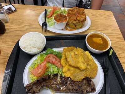 Sol de Borinquen Bakery Restaurant & Deli, Kissimmee