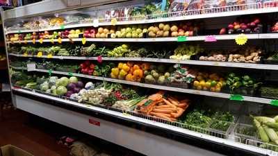 Azteca Market, Napa