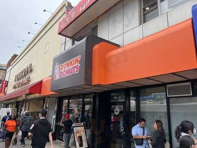 Dunkin', Flushing