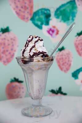 French Broad Chocolate Cookies & Creamery