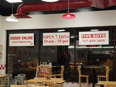 Five Guys, Lancaster