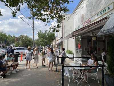 Vincenzo's Pizza, Sag Harbor