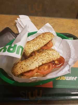 Subway, Savannah