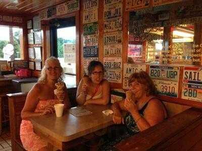 Sweet Scoops Ice Cream, Port Charlotte