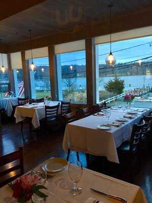 Harbor Mist Restaurant