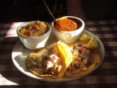 Shamus T-bones