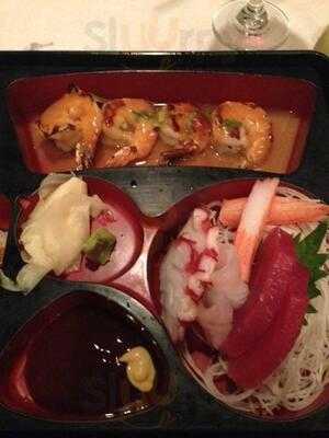 Narita japanese cuisine, Forest Hills