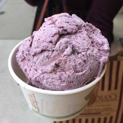 Jordan Pond Ice Cream and Fudge, Bar Harbor