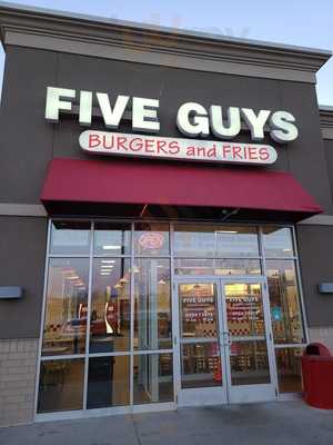 Five Guys, Muskegon