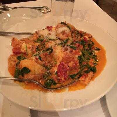 Porto Fino Restaurant, Huntington