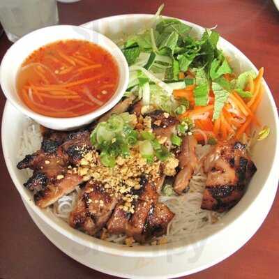 Pho VN Cuisine, Fishers