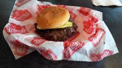 Freddy's Frozen Custard & Steakburgers, Carmel