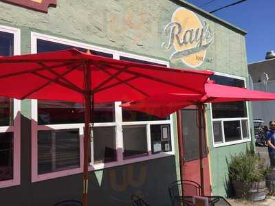 Ray's Deli And Tavern