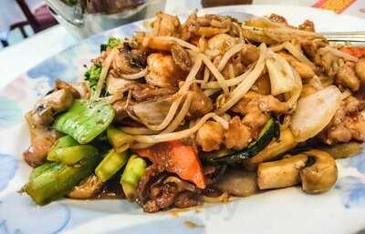 New Shanghai Restaurant, Lake Forest