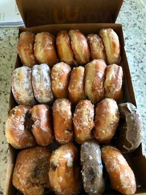 Snowflake Donuts and Bakery, Baytown