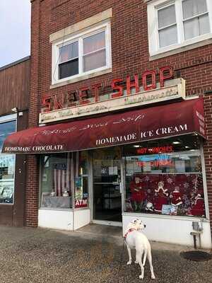 Hicksville Sweet Shop, Hicksville