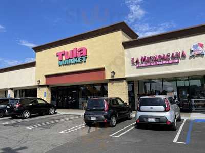 Tula Market, Lake Forest