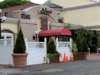 Mac's Steakhouse