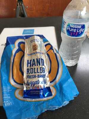 Auntie Anne's, Port Charlotte