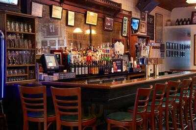 Finnegan's, Huntington