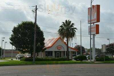 Whataburger, Victoria