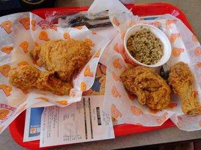 Popeyes Louisiana Kitchen, Bloomington