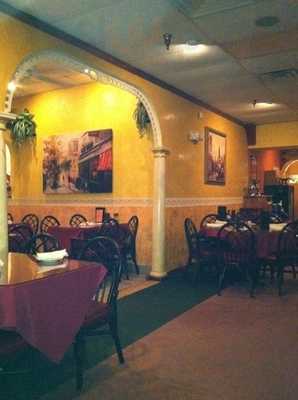 Leone's Ristorante & Pizzeria