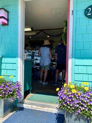 Surf City Bake Shop, Surf City