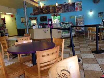 Tropical Smoothie Cafe