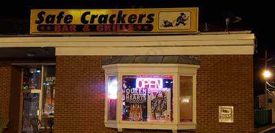 Safe-Crackers Bar and Grill, Mentor