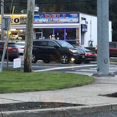 Five Boroughs Deli, Huntington