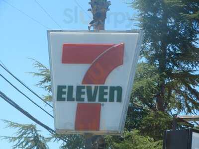 7-Eleven, Petaluma