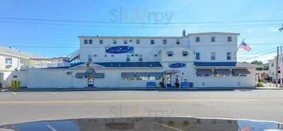 Surf City Hotel