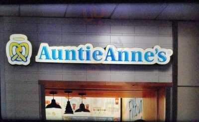 Auntie Anne's, Sterling