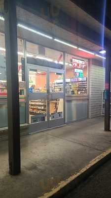 7-Eleven, Brea