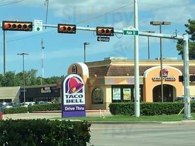 Taco Bell, Pasadena