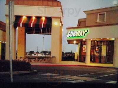 Subway, Fountain Valley