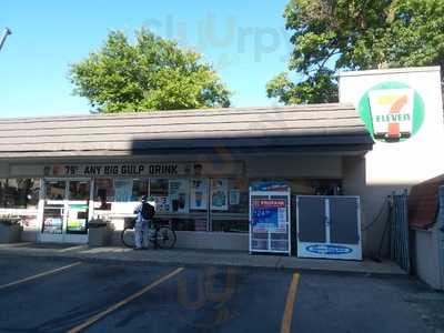 7-Eleven, East Lansing