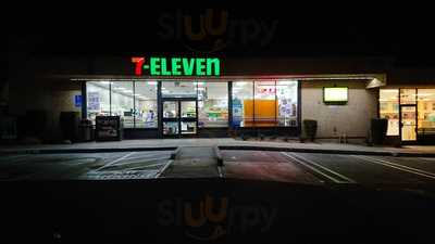 7-Eleven, Brea