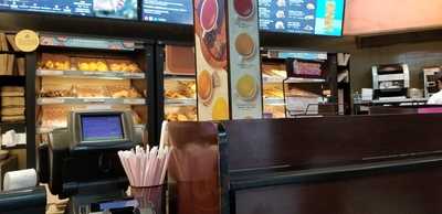 Dunkin', Jackson Heights